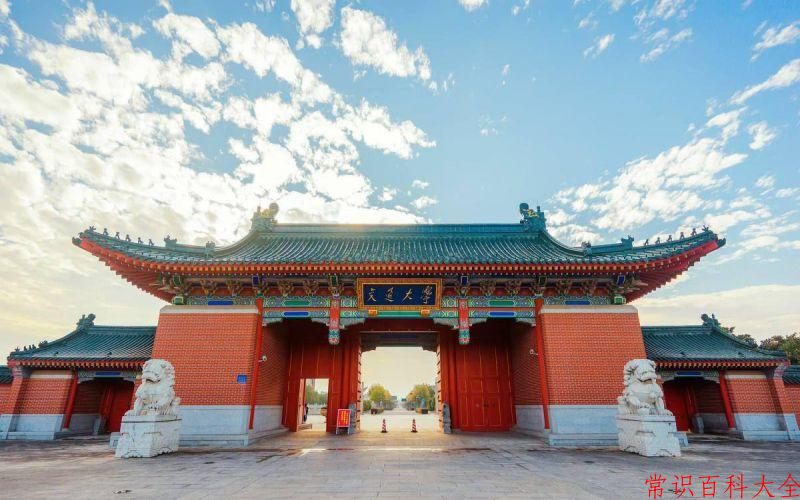 云南665分能上什么大学？附2025年可以报考的大学名单